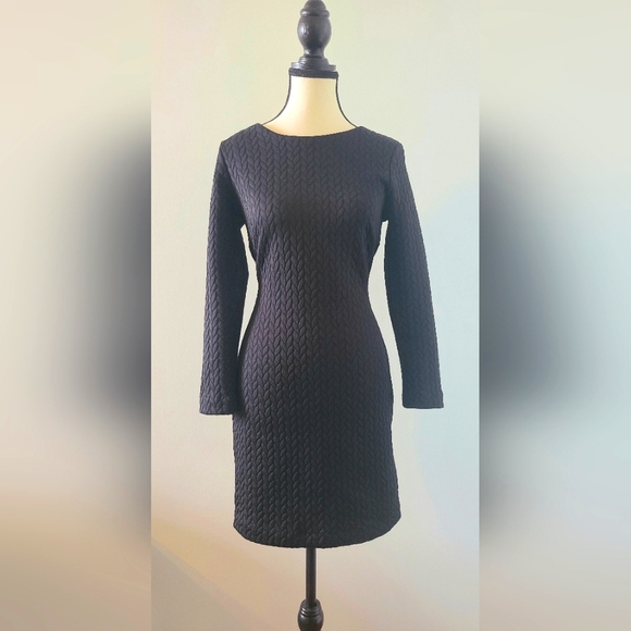 Dynamite fitted LBD - Picture 1 of 4